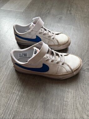 Nike Kids White Sneakers with Blue Swoosh